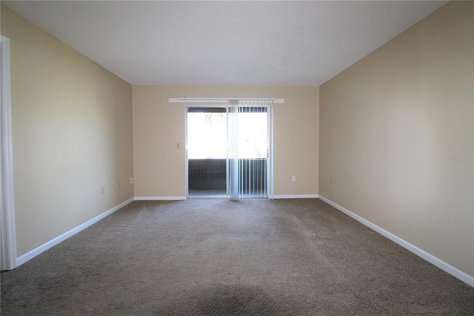 Image 6 of 19 For 5509 Fountain Lake Circle C205