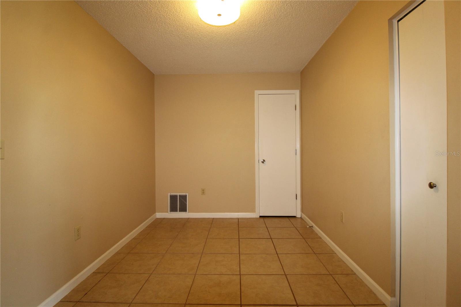 Image 8 of 19 For 5509 Fountain Lake Circle C205