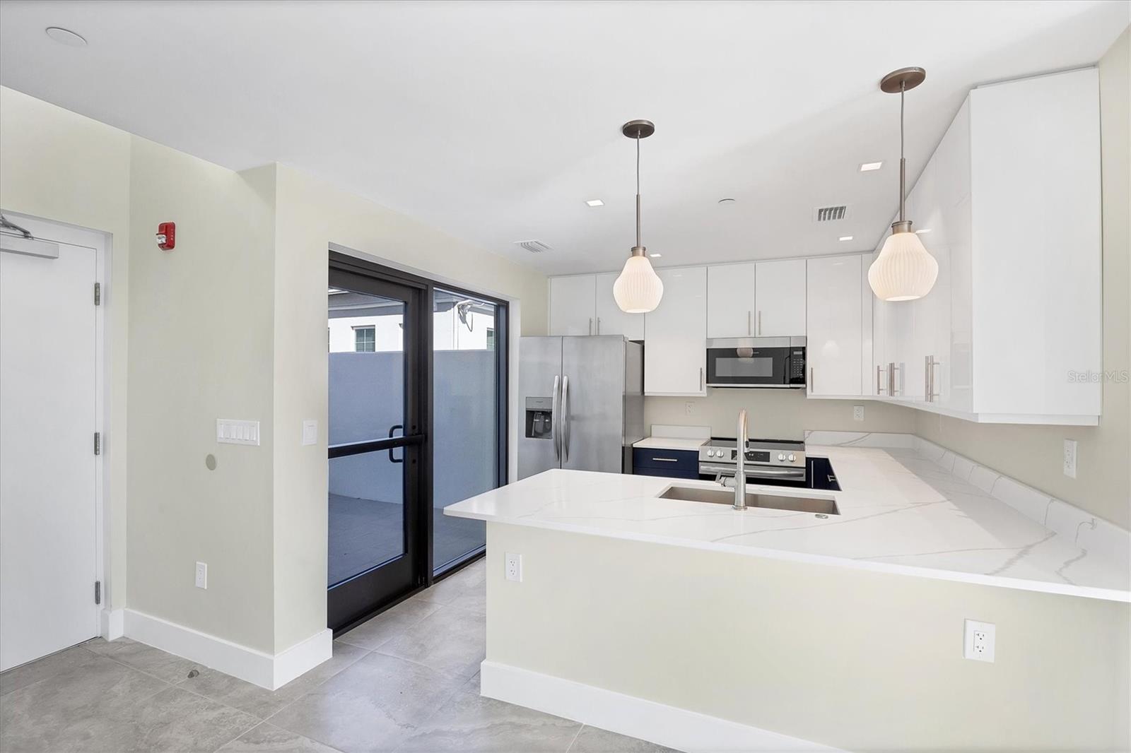 Image 3 of 33 For 1558 4th Street 216