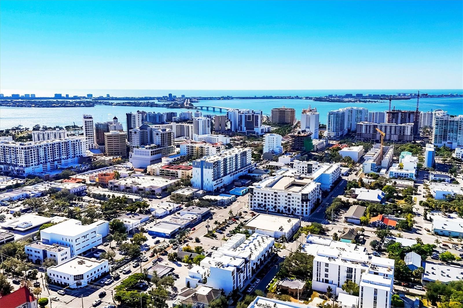 Image 5 of 33 For 1558 4th Street 216