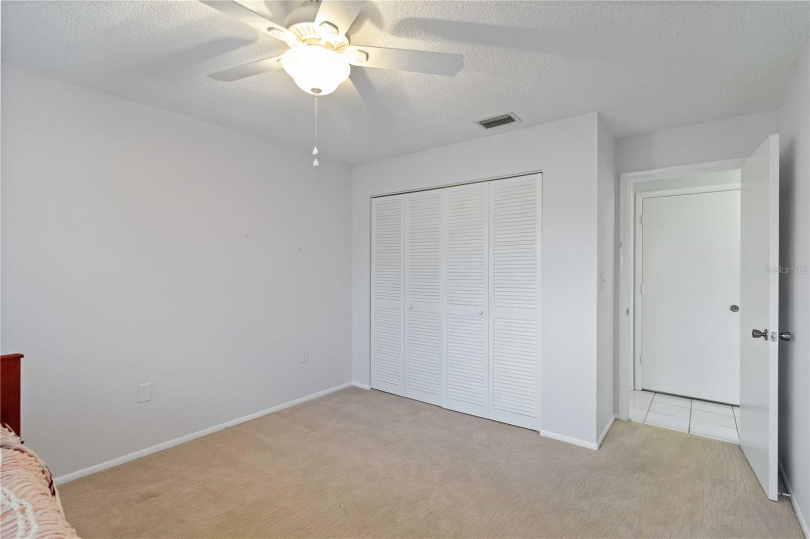 Image 20 of 29 For 2335 Elfin Way 60