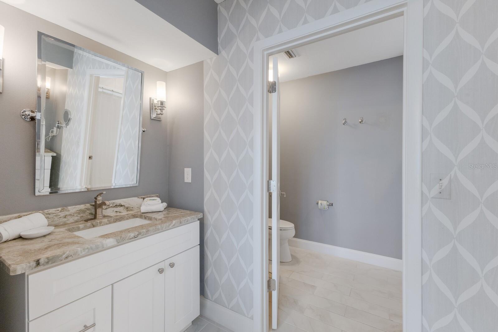 Image 19 of 38 For 847 Evergreen Way