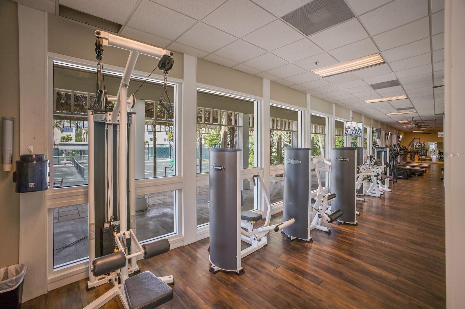 Image 29 of 38 For 847 Evergreen Way