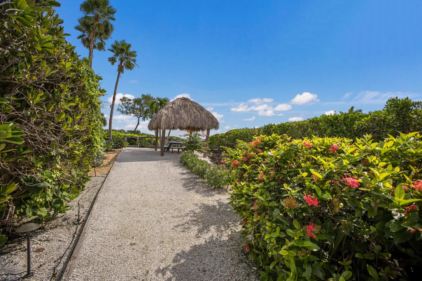 Image 35 of 38 For 847 Evergreen Way