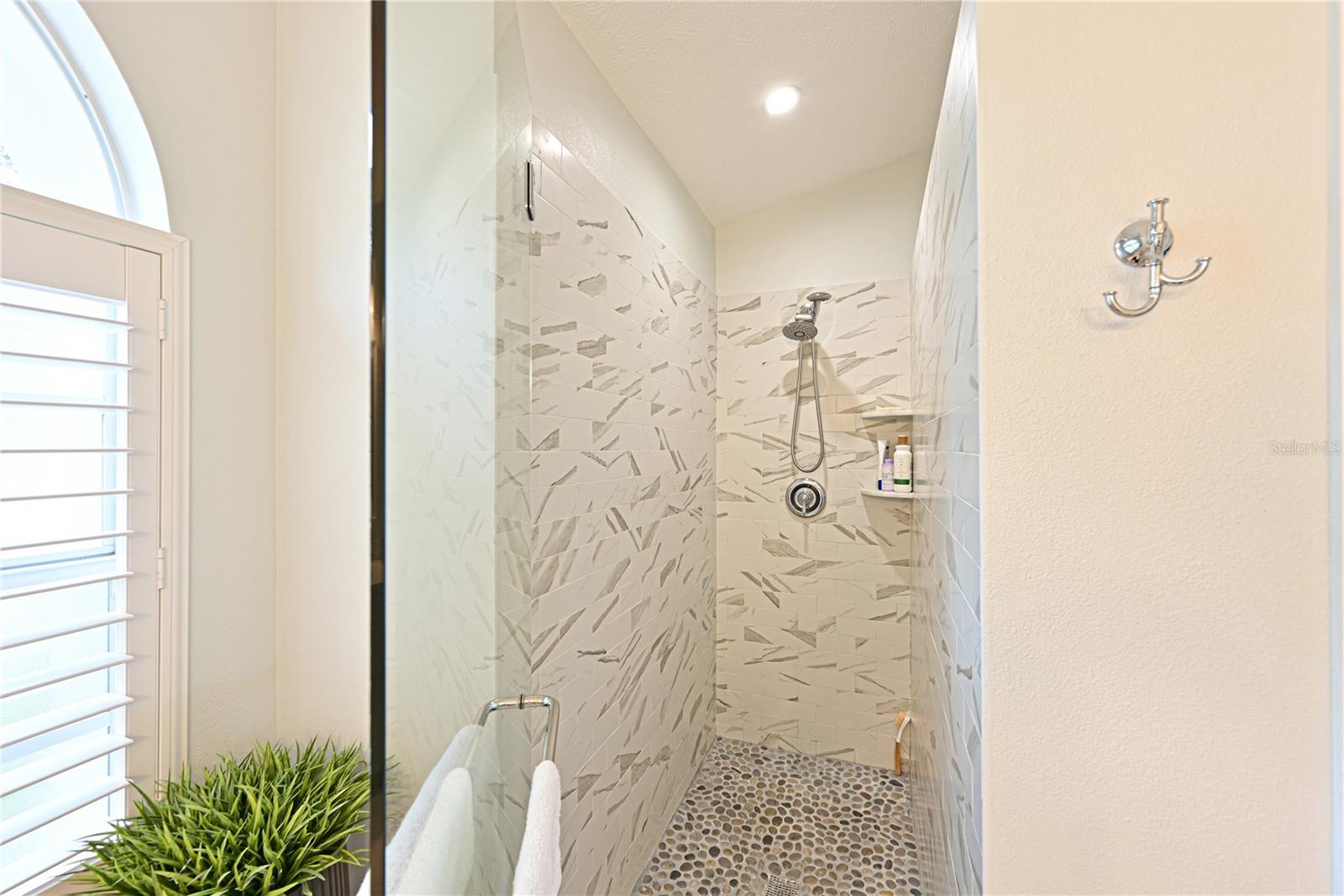 Image 31 of 89 For 6415 Turners Gap Road