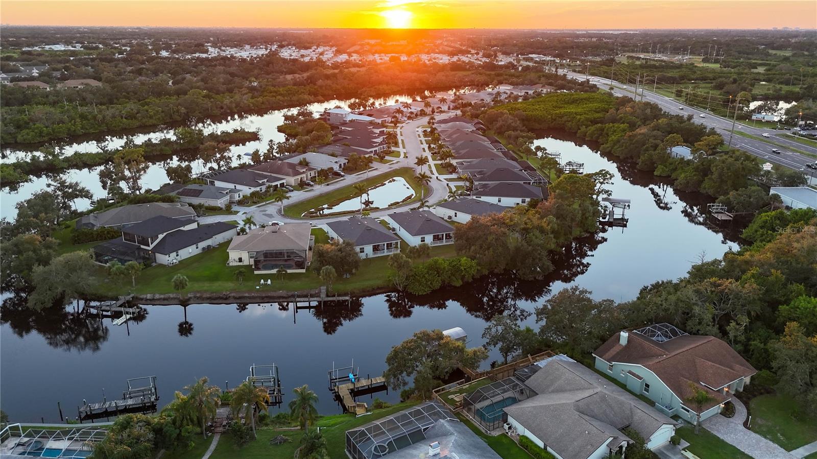 Image 75 of 84 For 5402 60th Street E