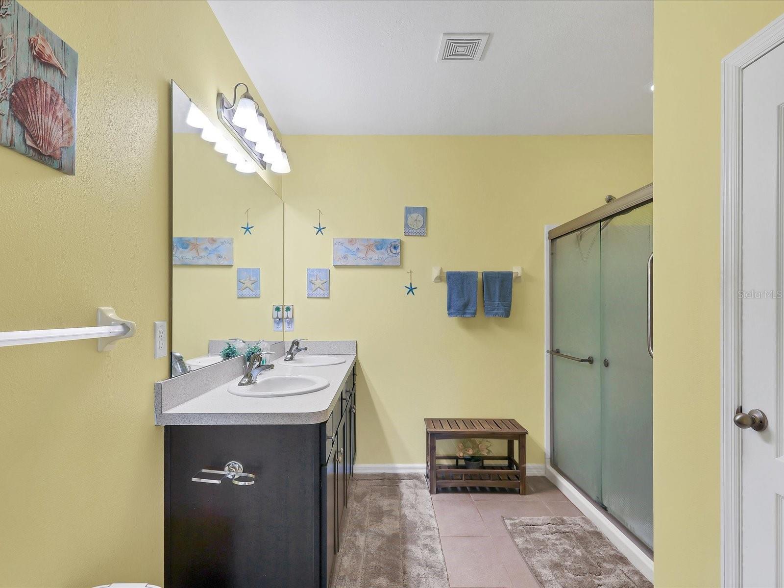 Image 23 of 52 For 431 Gris Sky Lane