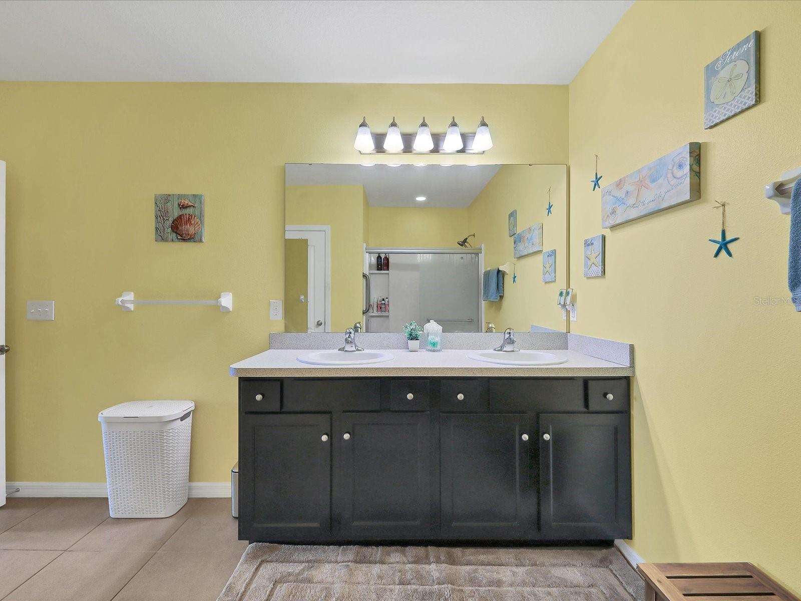 Image 24 of 52 For 431 Gris Sky Lane