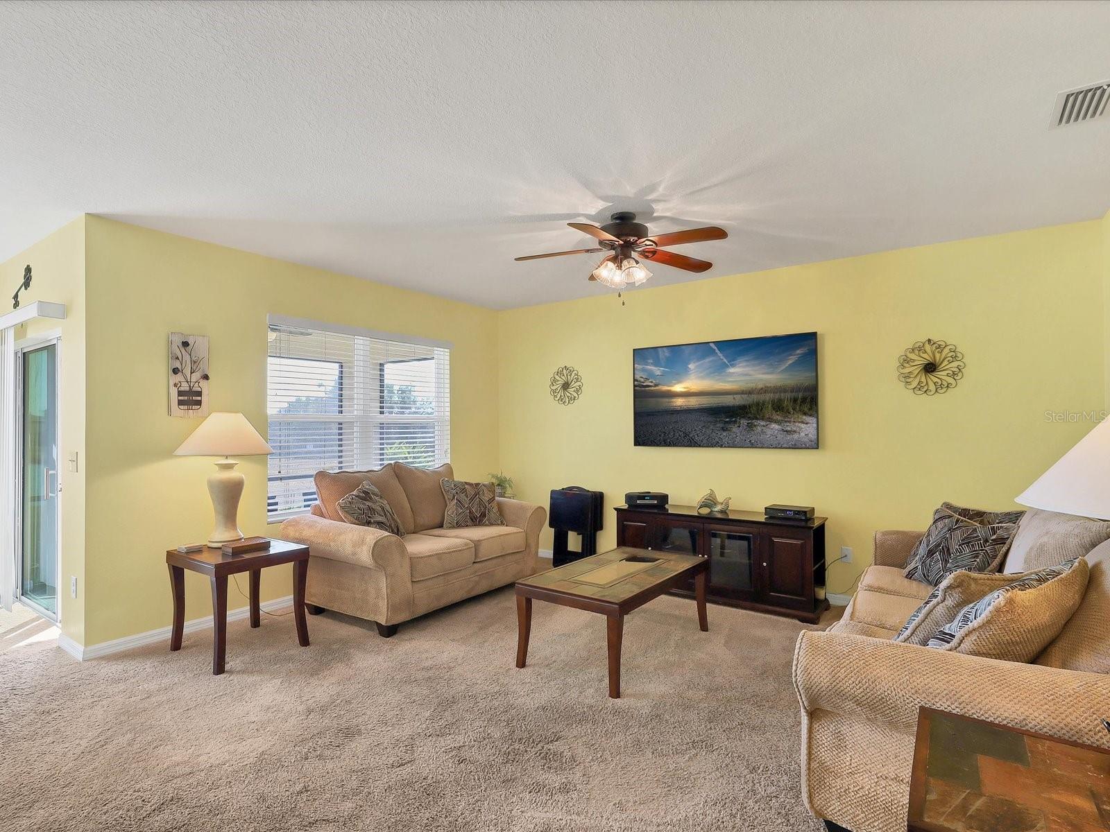 Image 6 of 52 For 431 Gris Sky Lane