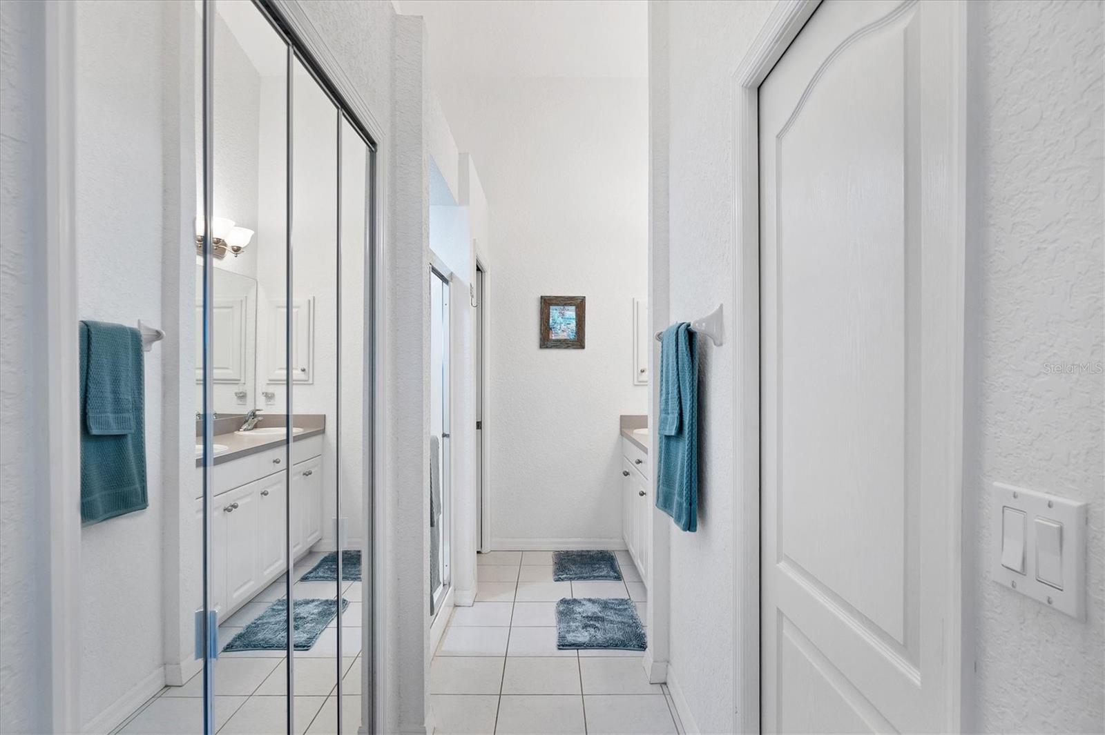 Image 17 of 60 For 4206 Vicenza Drive C24