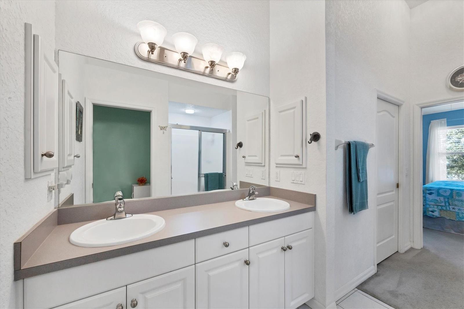 Image 20 of 60 For 4206 Vicenza Drive C24