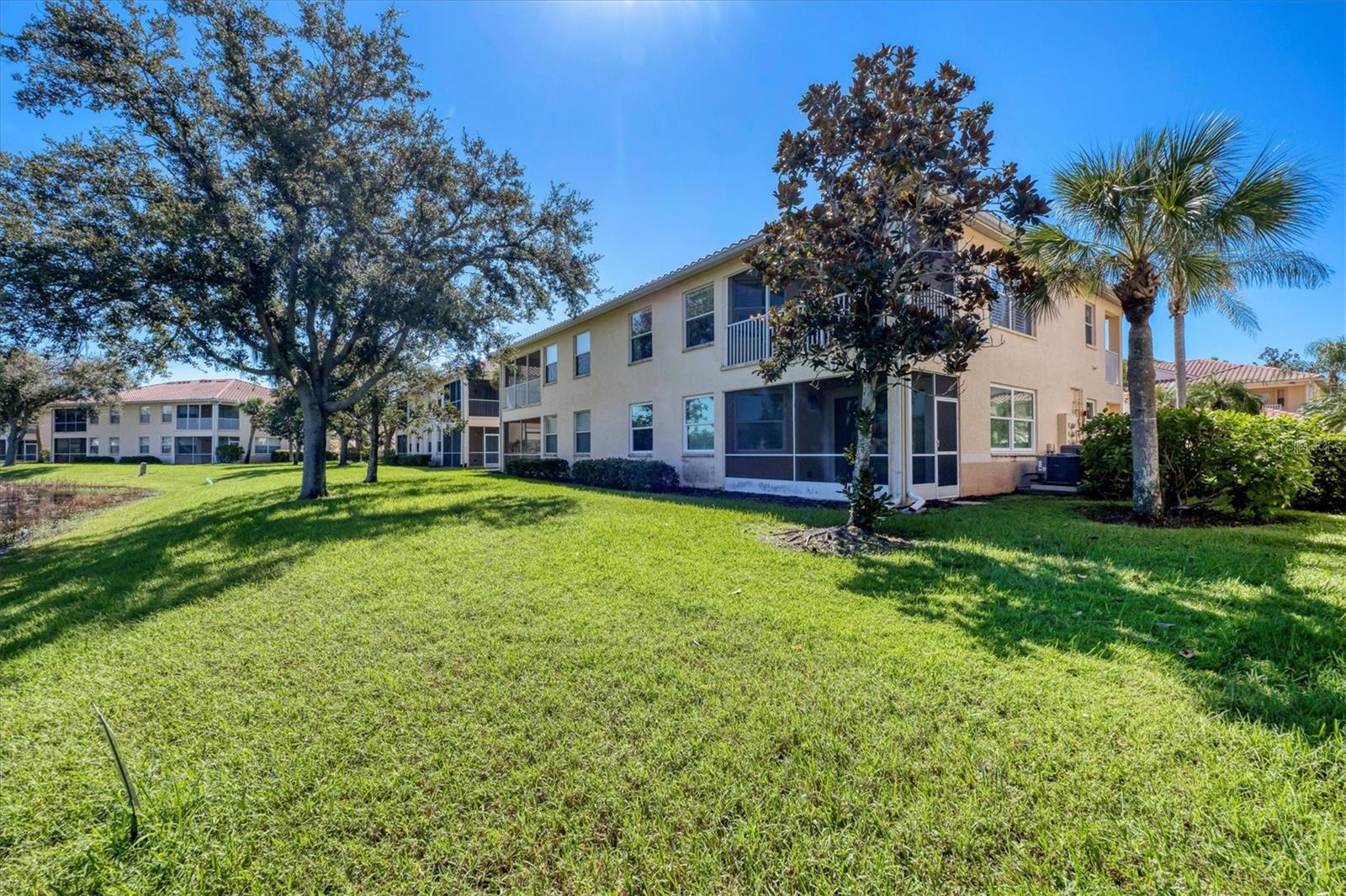 Image 31 of 60 For 4206 Vicenza Drive C24