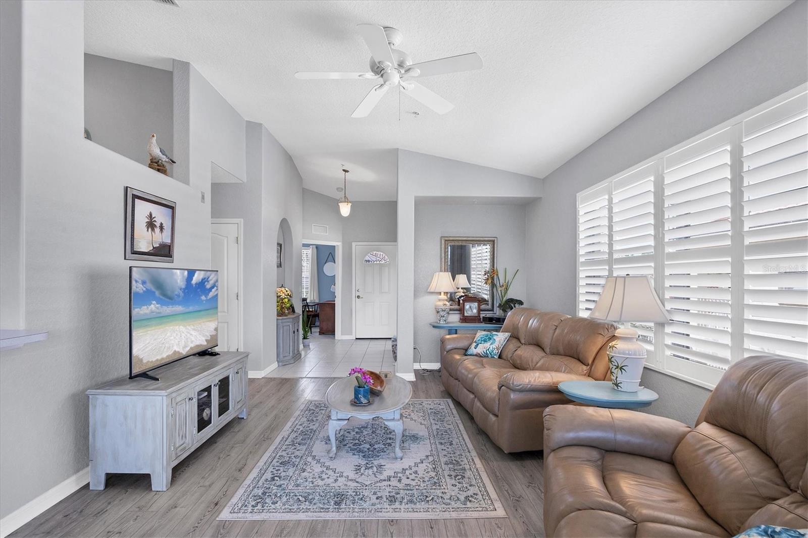 Image 8 of 60 For 4206 Vicenza Drive C24