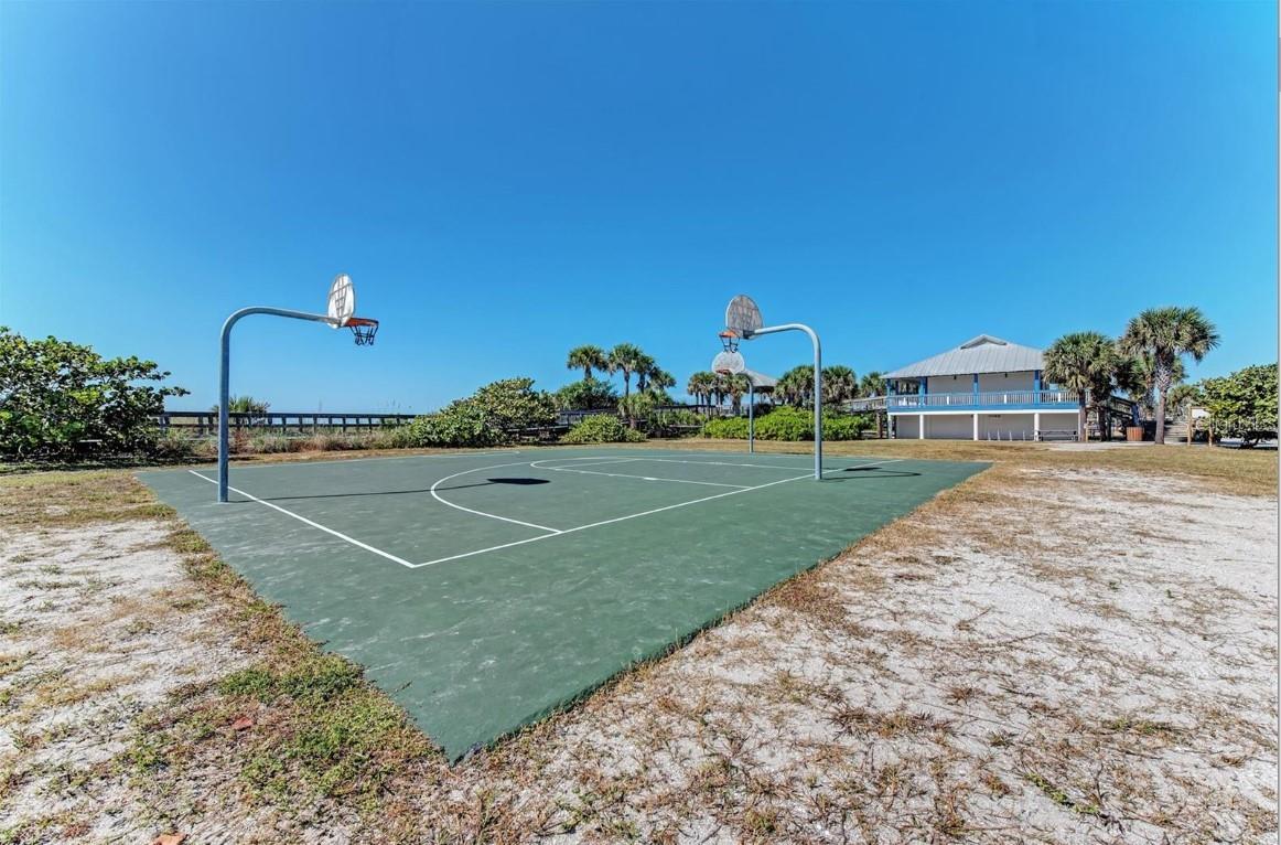Image 13 of 26 For 9063  9071 Anita Avenue