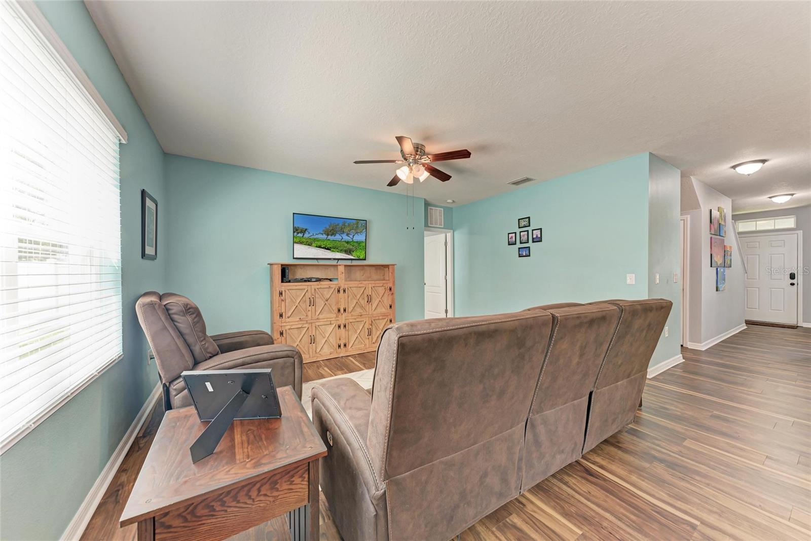Image 10 of 47 For 5809 71st Street E