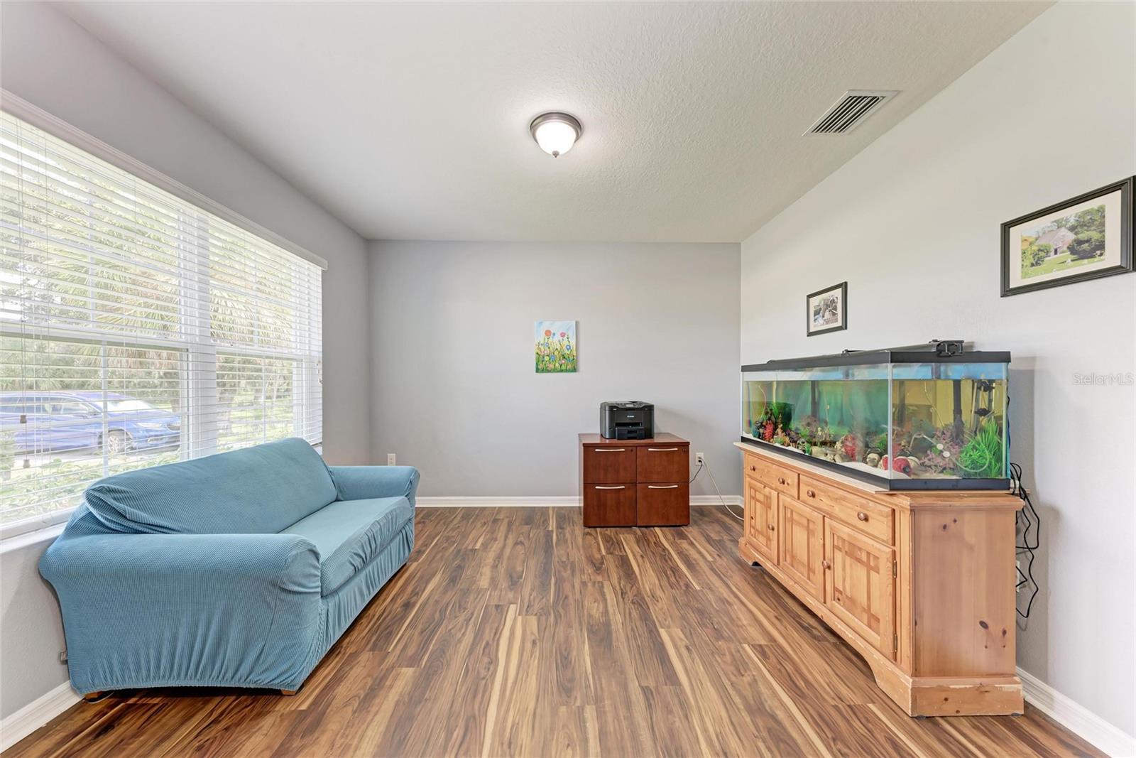 Image 19 of 47 For 5809 71st Street E