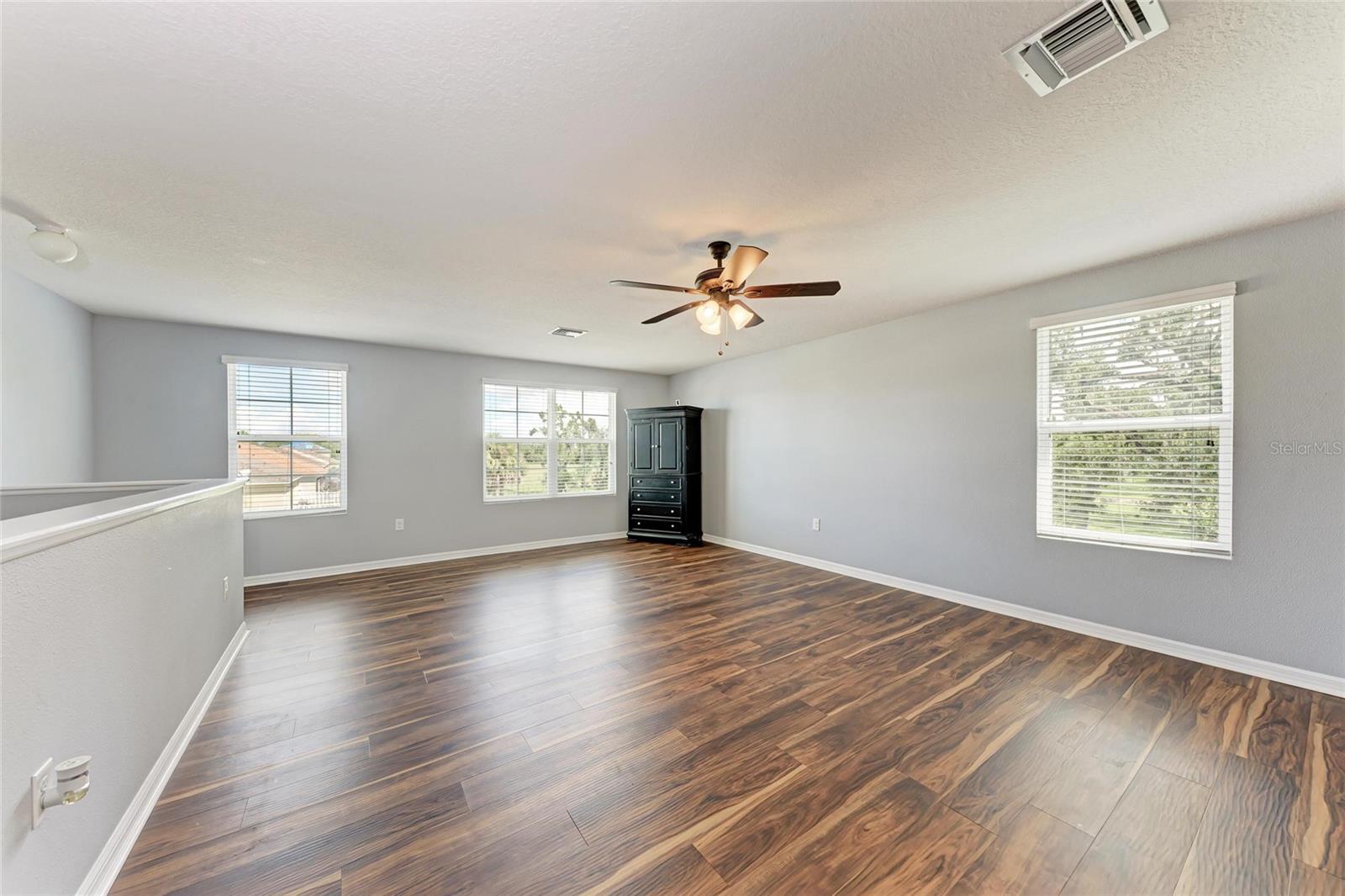 Image 23 of 47 For 5809 71st Street E