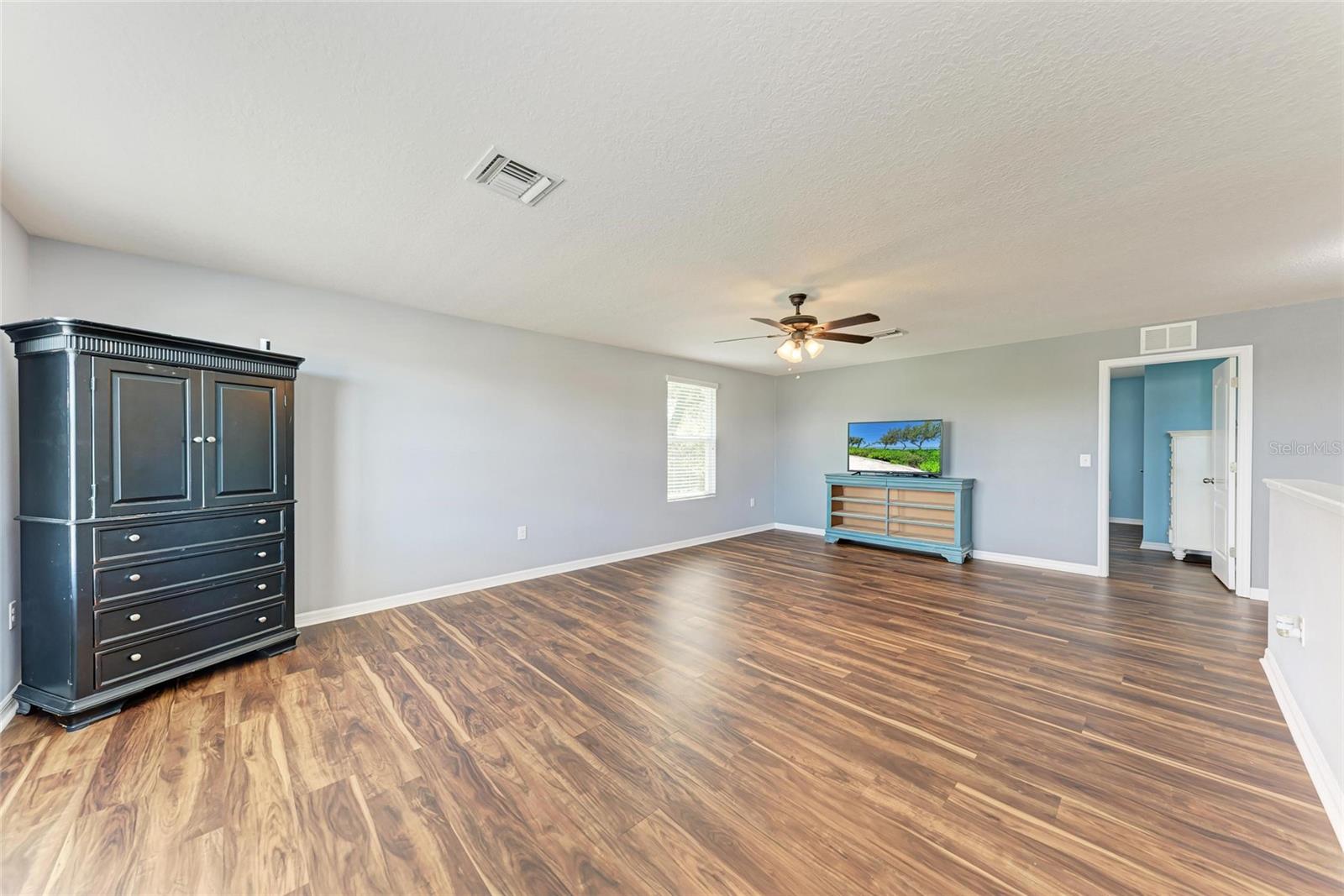 Image 24 of 47 For 5809 71st Street E