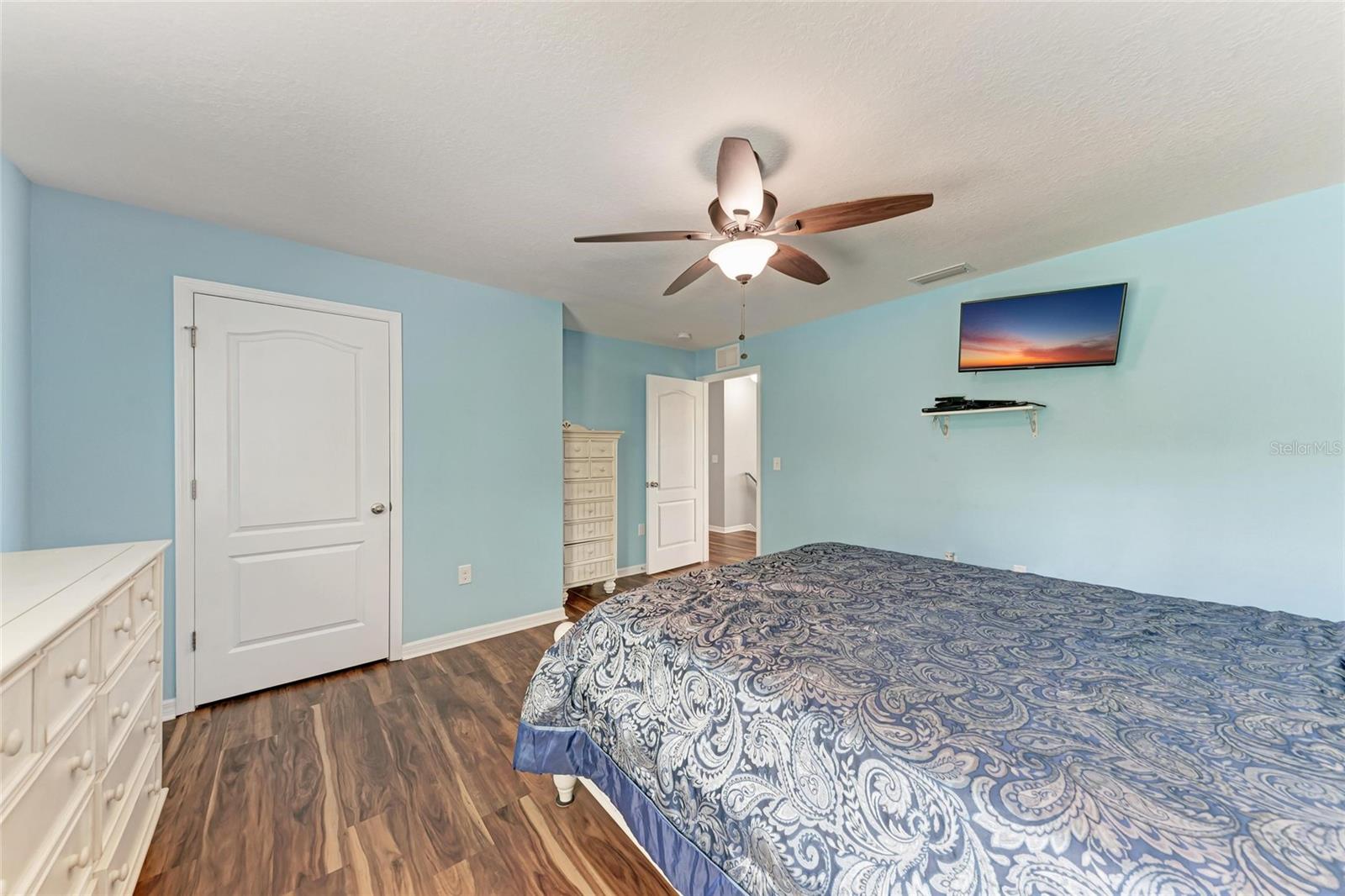 Image 28 of 47 For 5809 71st Street E