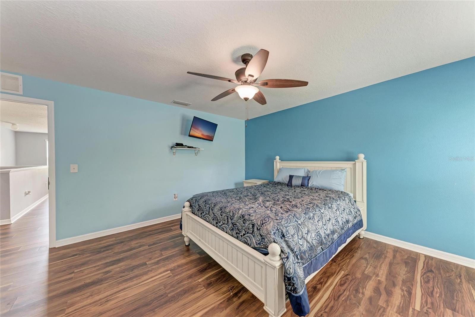Image 29 of 47 For 5809 71st Street E
