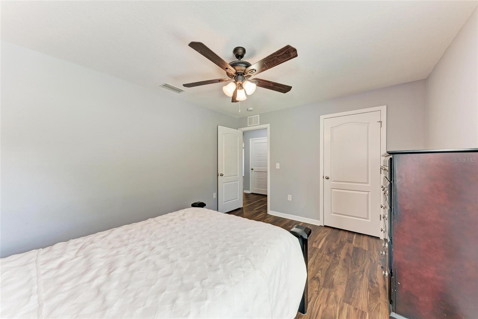 Image 31 of 47 For 5809 71st Street E
