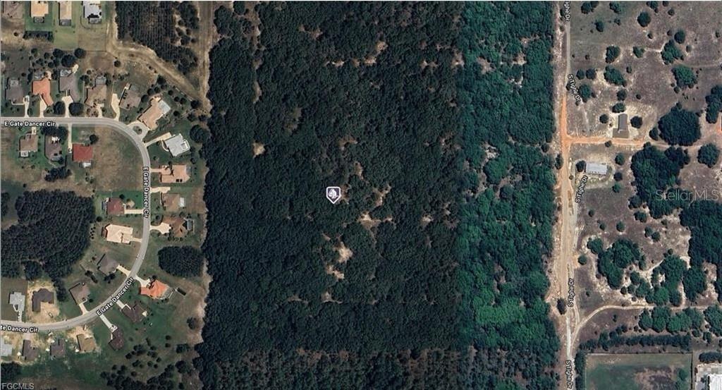 Listing photo id 0 for 1989 Old Colony Lane
