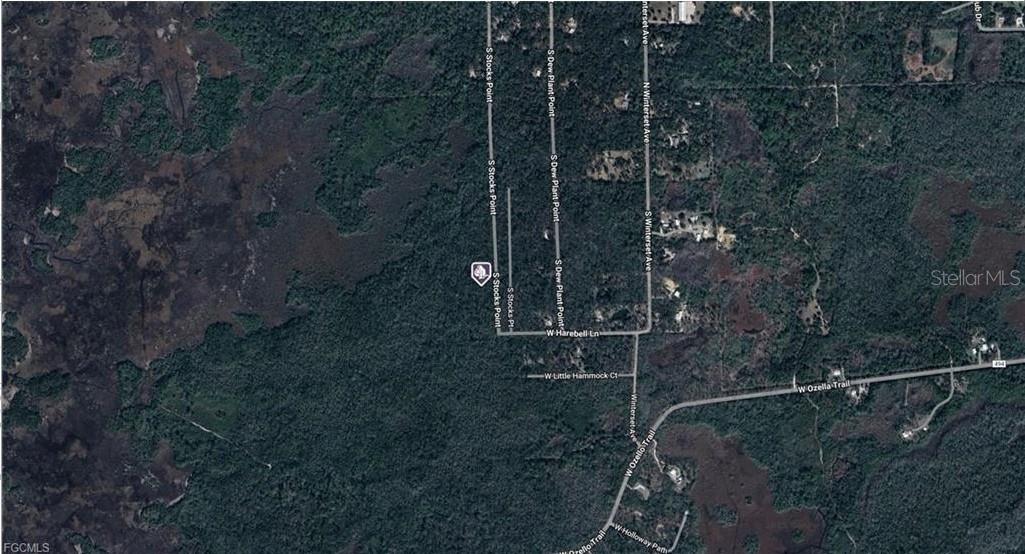 Listing photo id 1 for 402 Stocks Point