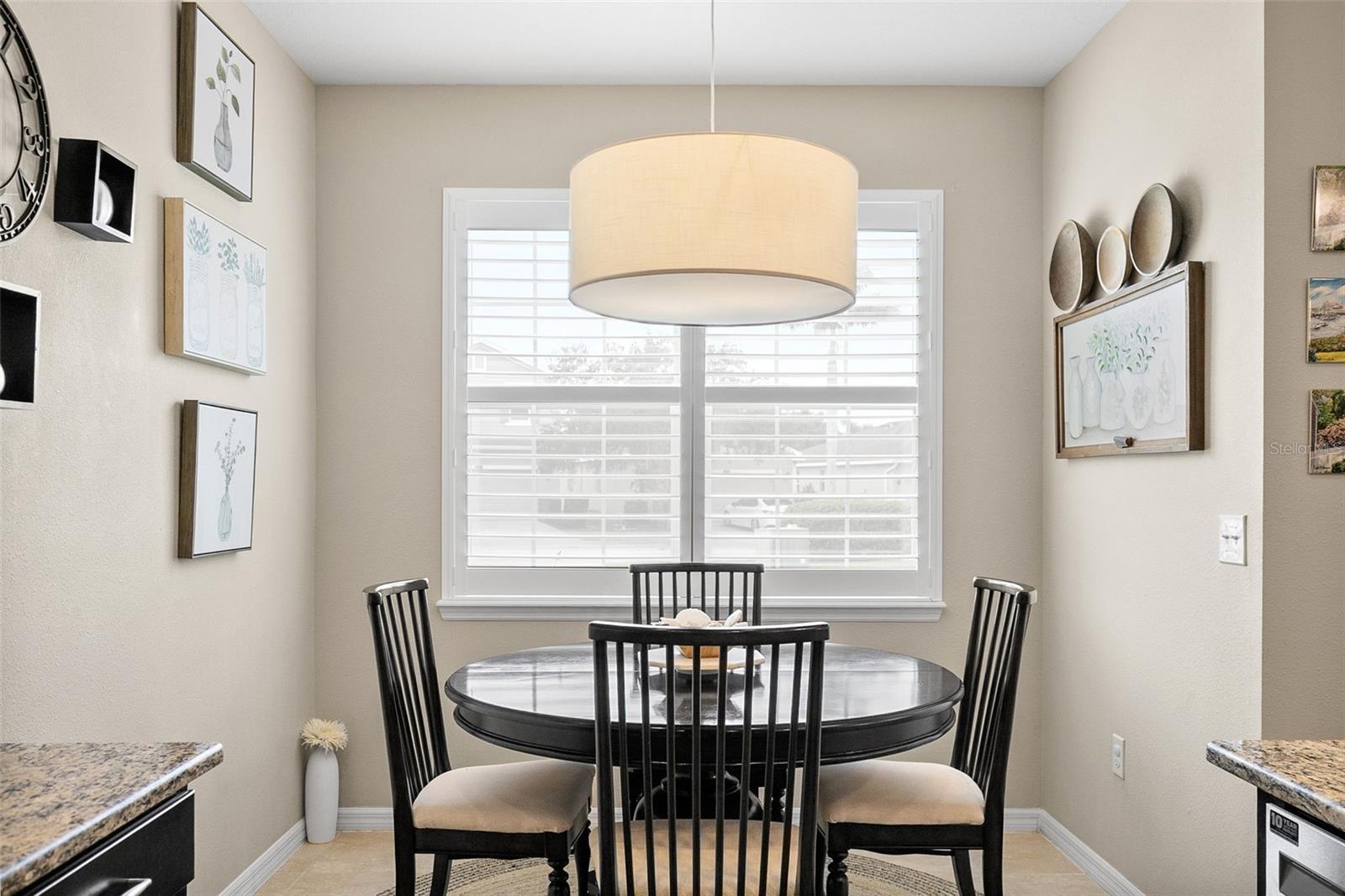 Image 8 of 23 For 8423 Karpeal Drive 1