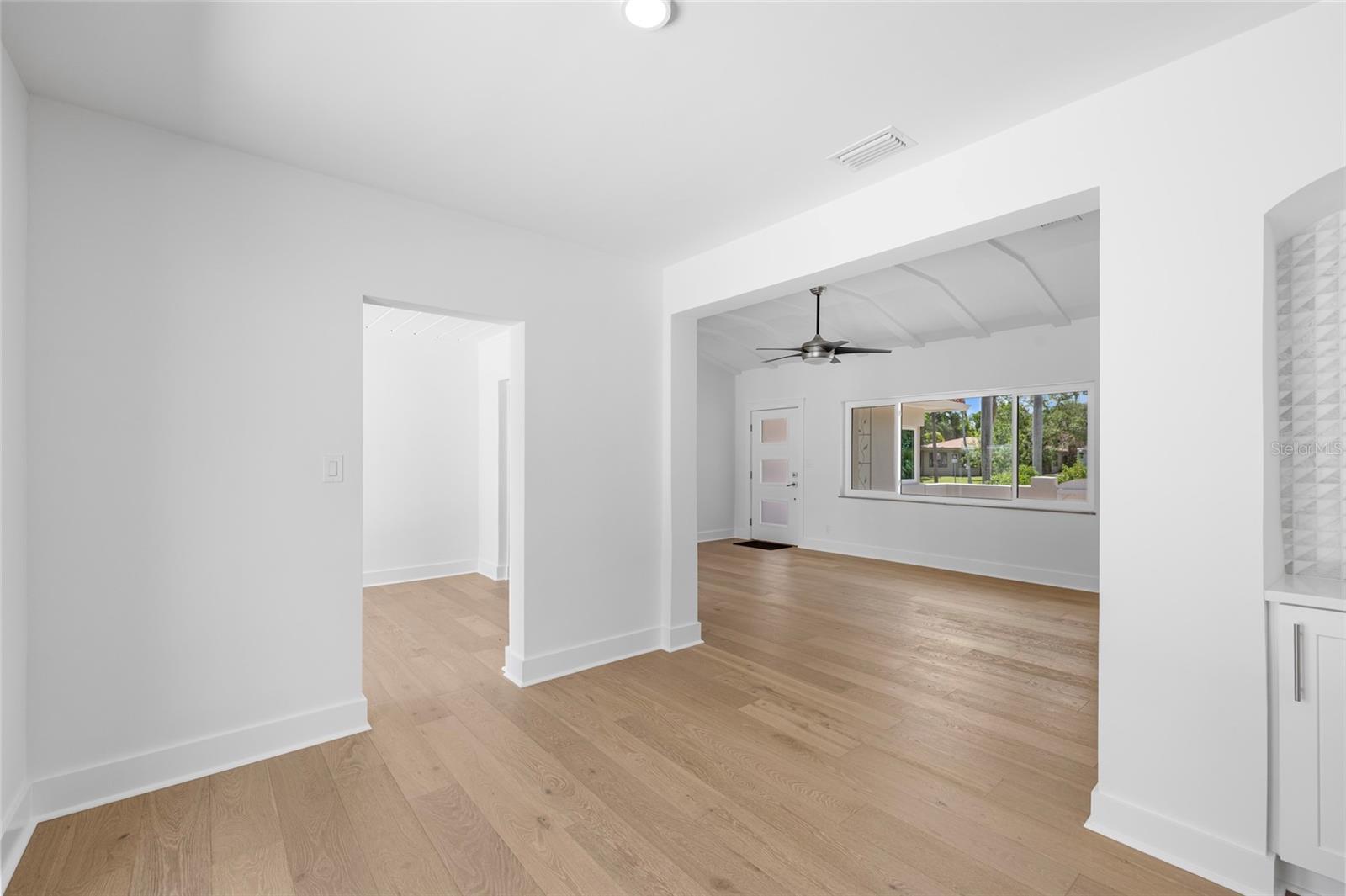 Image 16 of 65 For 860 Snell Isle Boulevard Ne
