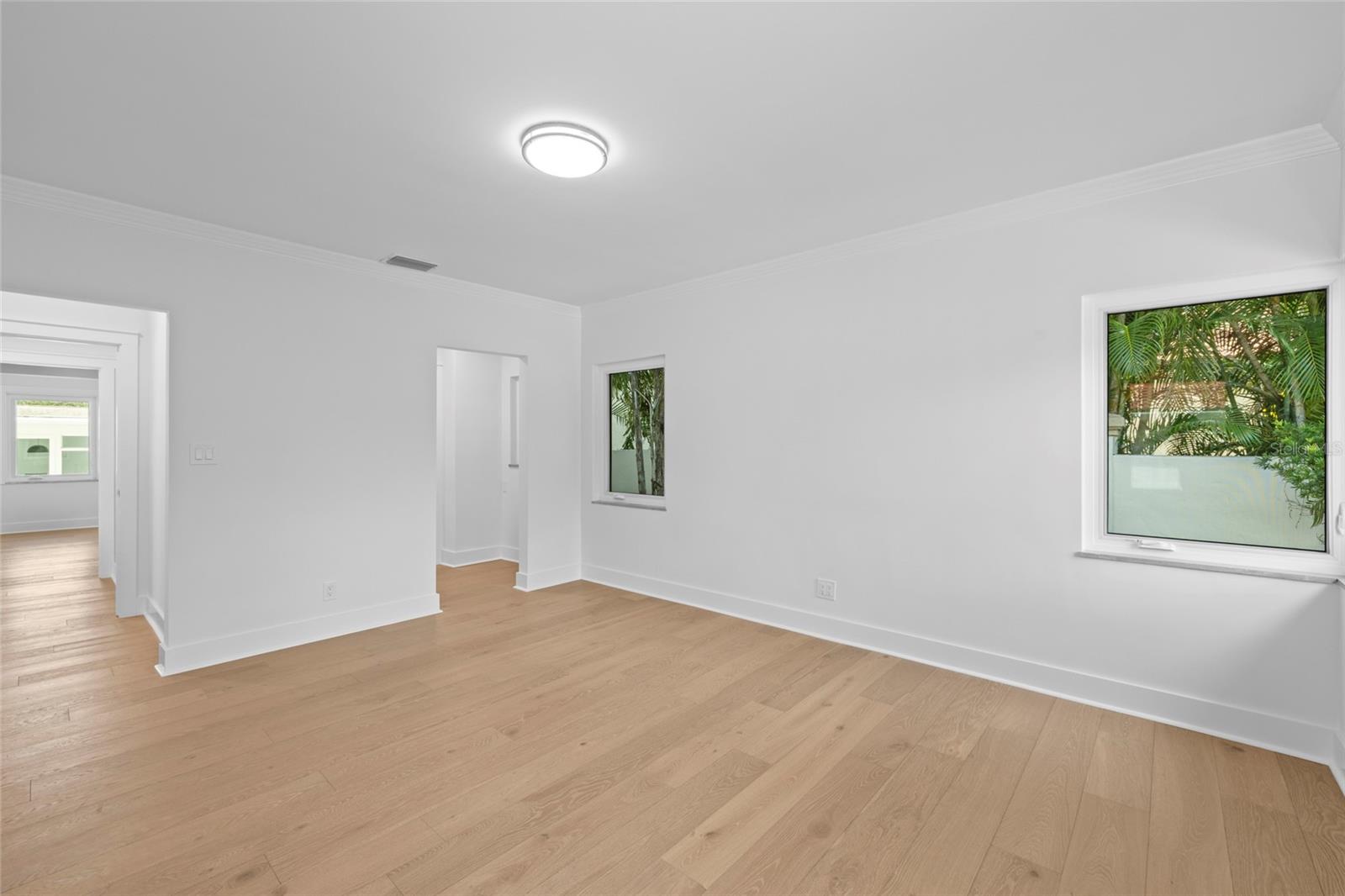 Image 31 of 65 For 860 Snell Isle Boulevard Ne