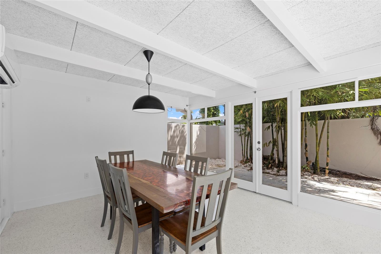 Image 46 of 65 For 860 Snell Isle Boulevard Ne