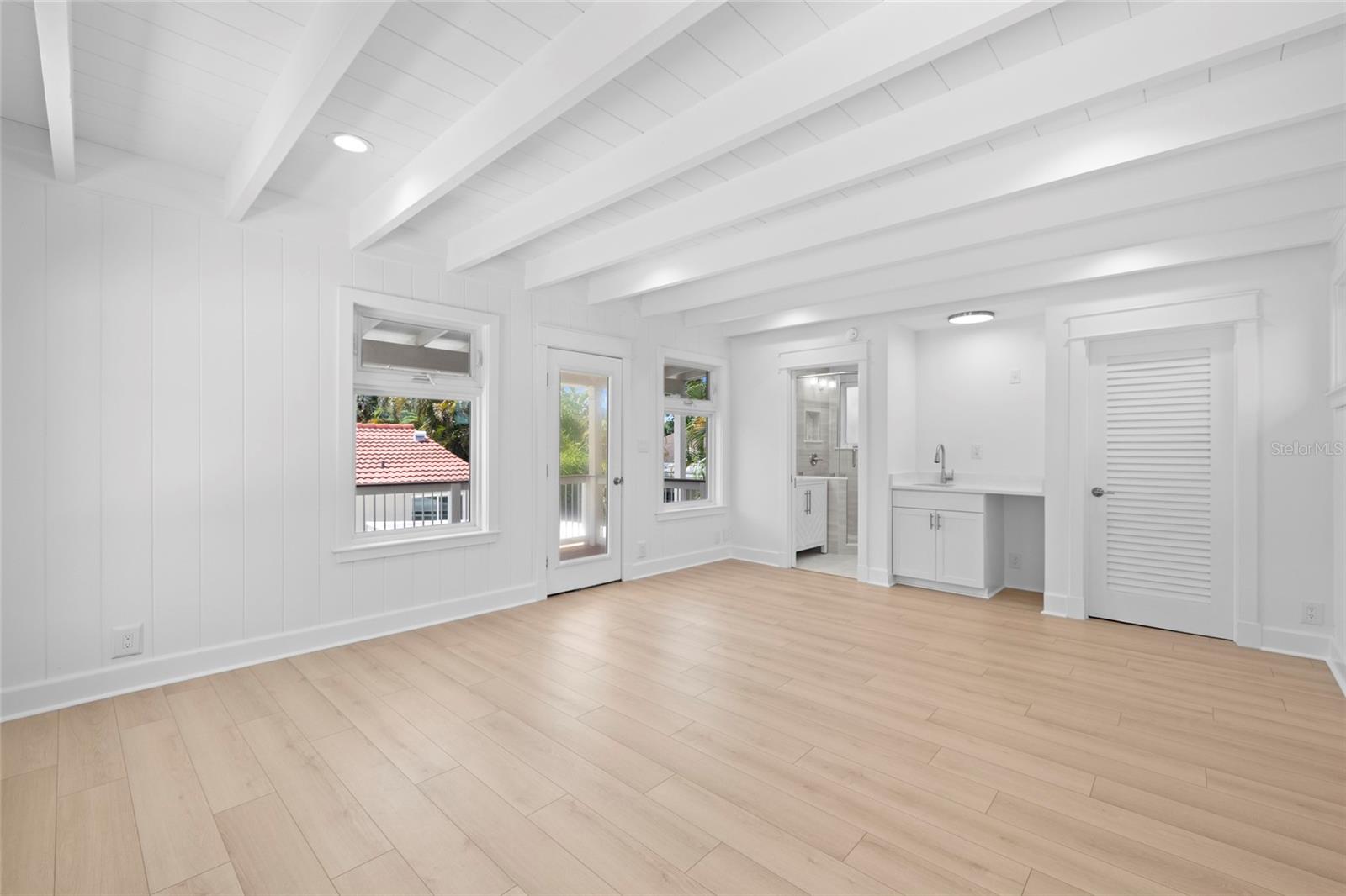 Image 55 of 65 For 860 Snell Isle Boulevard Ne