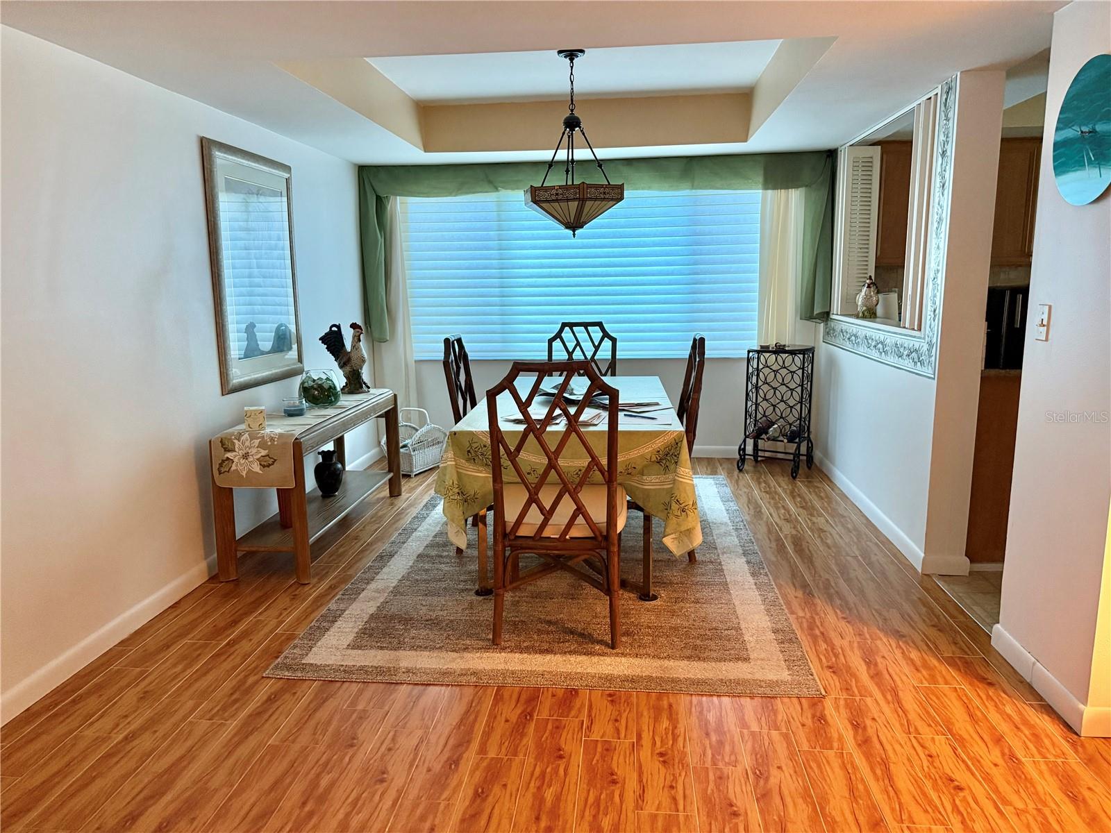 Image 5 of 14 For 6000 Oak Creek Lane 6000