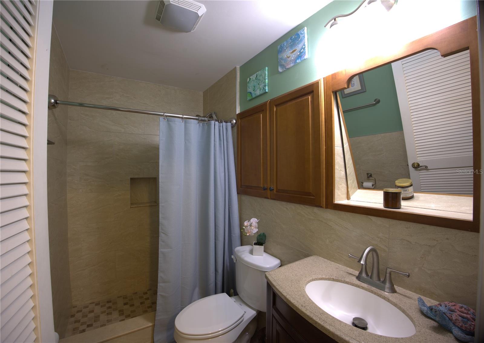 Image 12 of 30 For 113 Colonia Lane W
