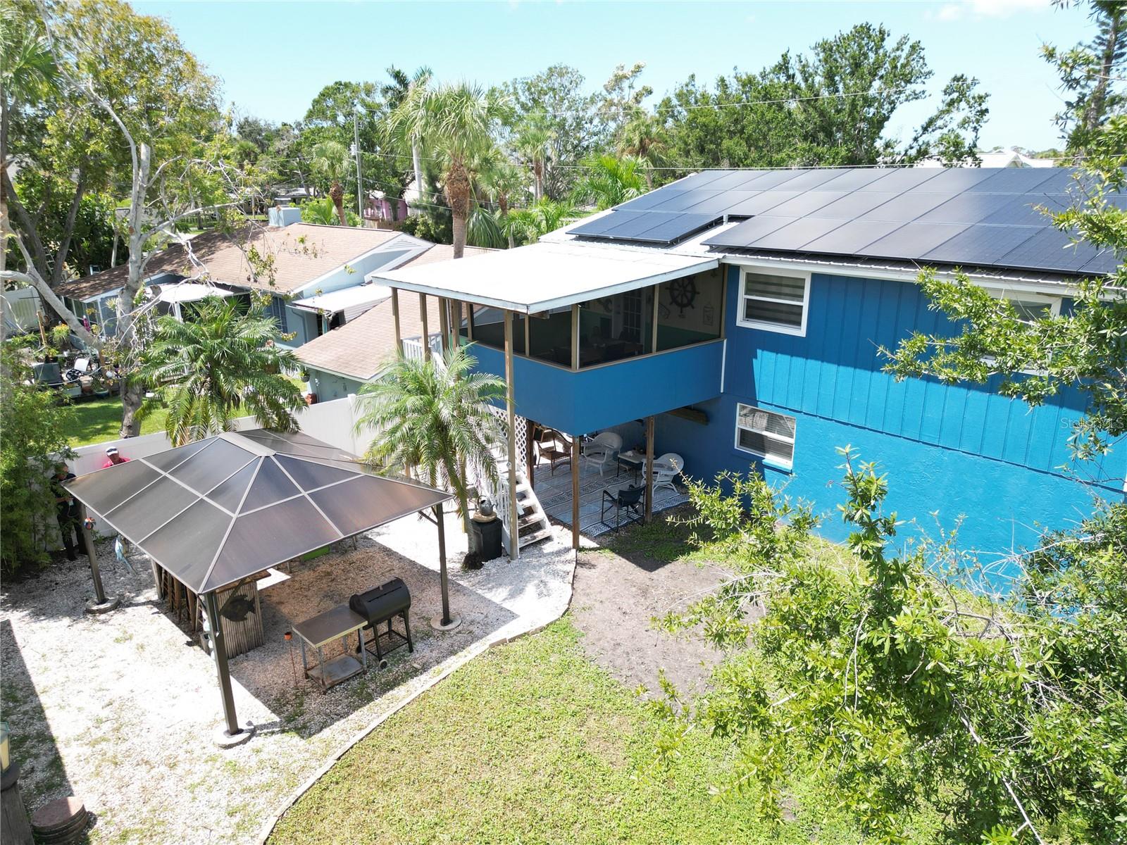 Image 24 of 30 For 113 Colonia Lane W