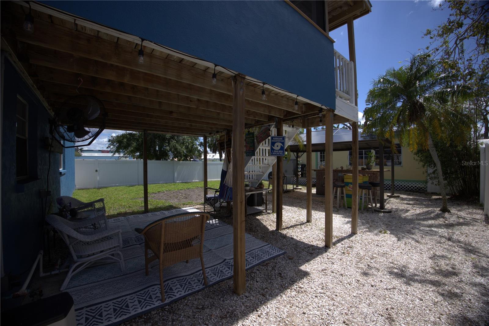 Image 33 of 36 For 113 Colonia Lane W