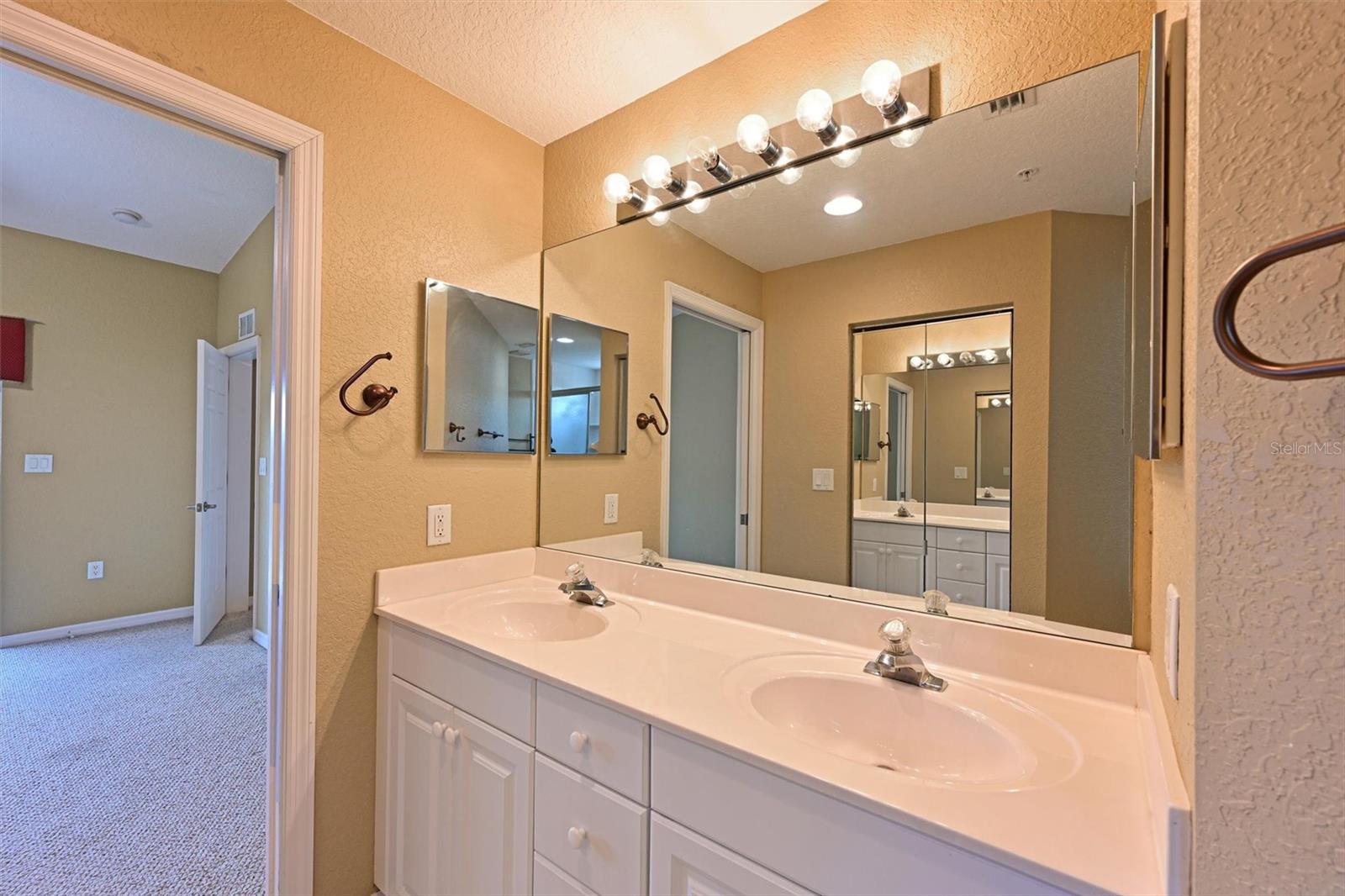 Image 12 of 28 For 6335 Bay Cedar Lane