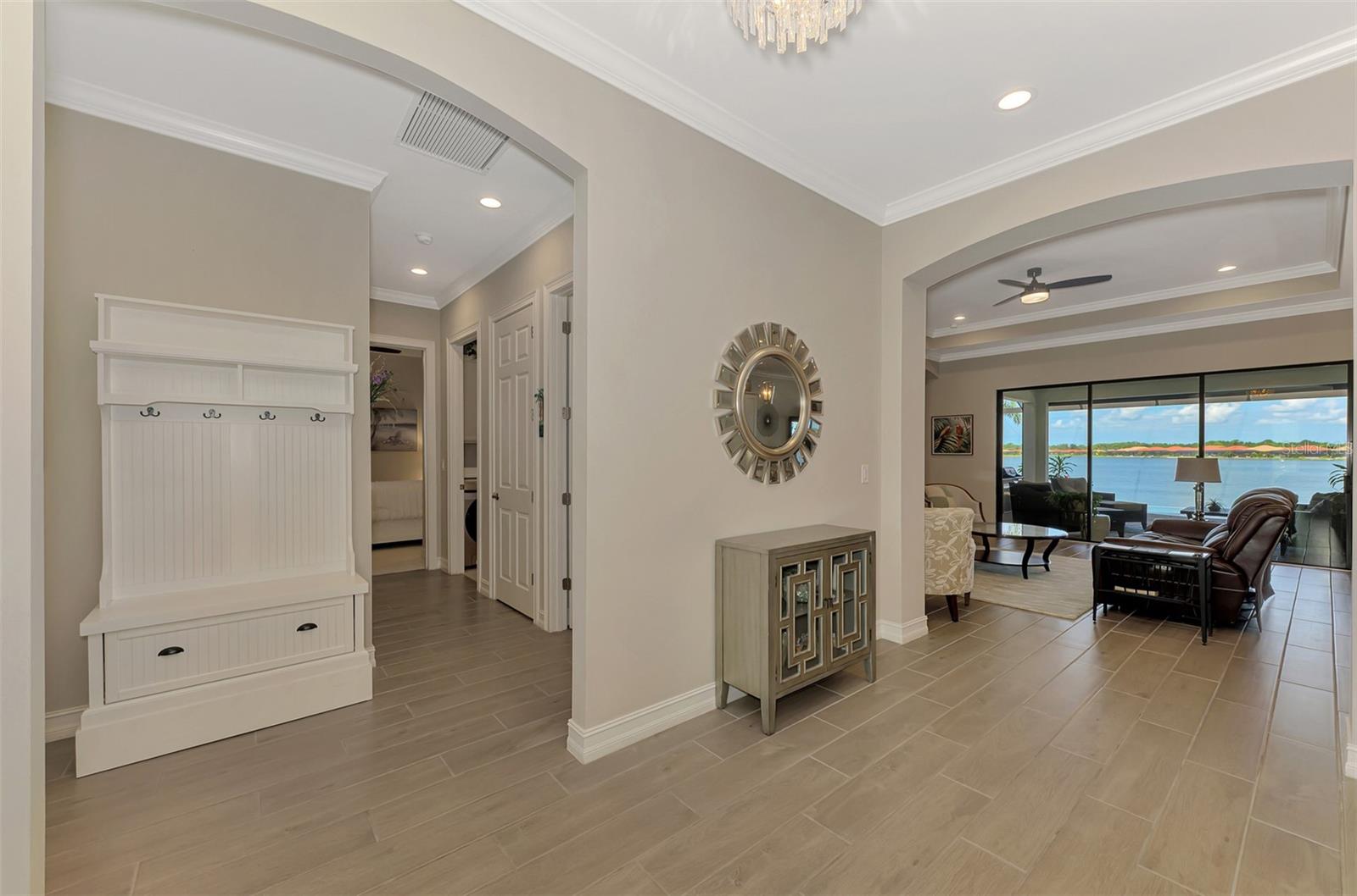 Image 12 of 99 For 259 Toscavilla Boulevard