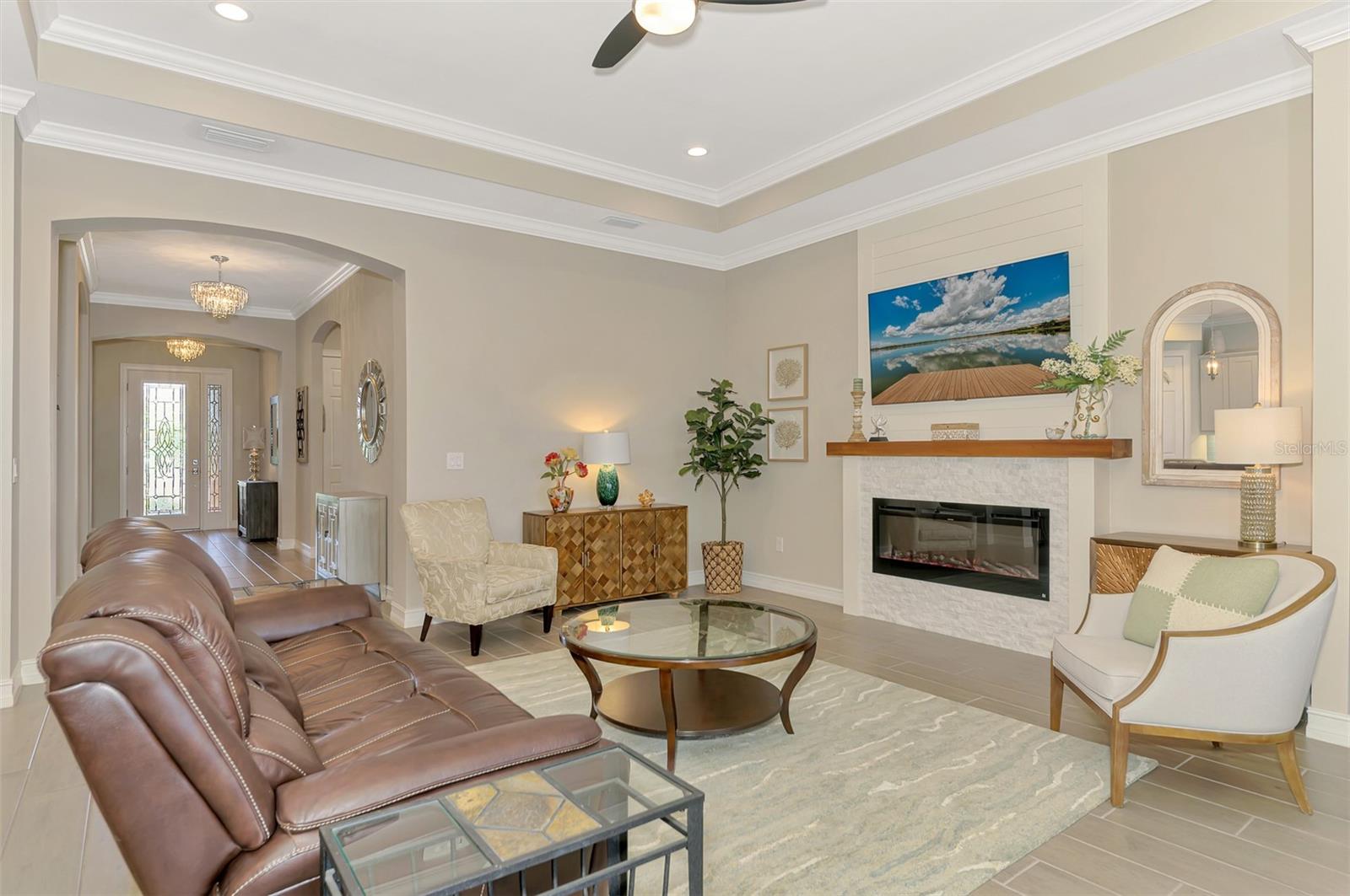 Image 17 of 99 For 259 Toscavilla Boulevard