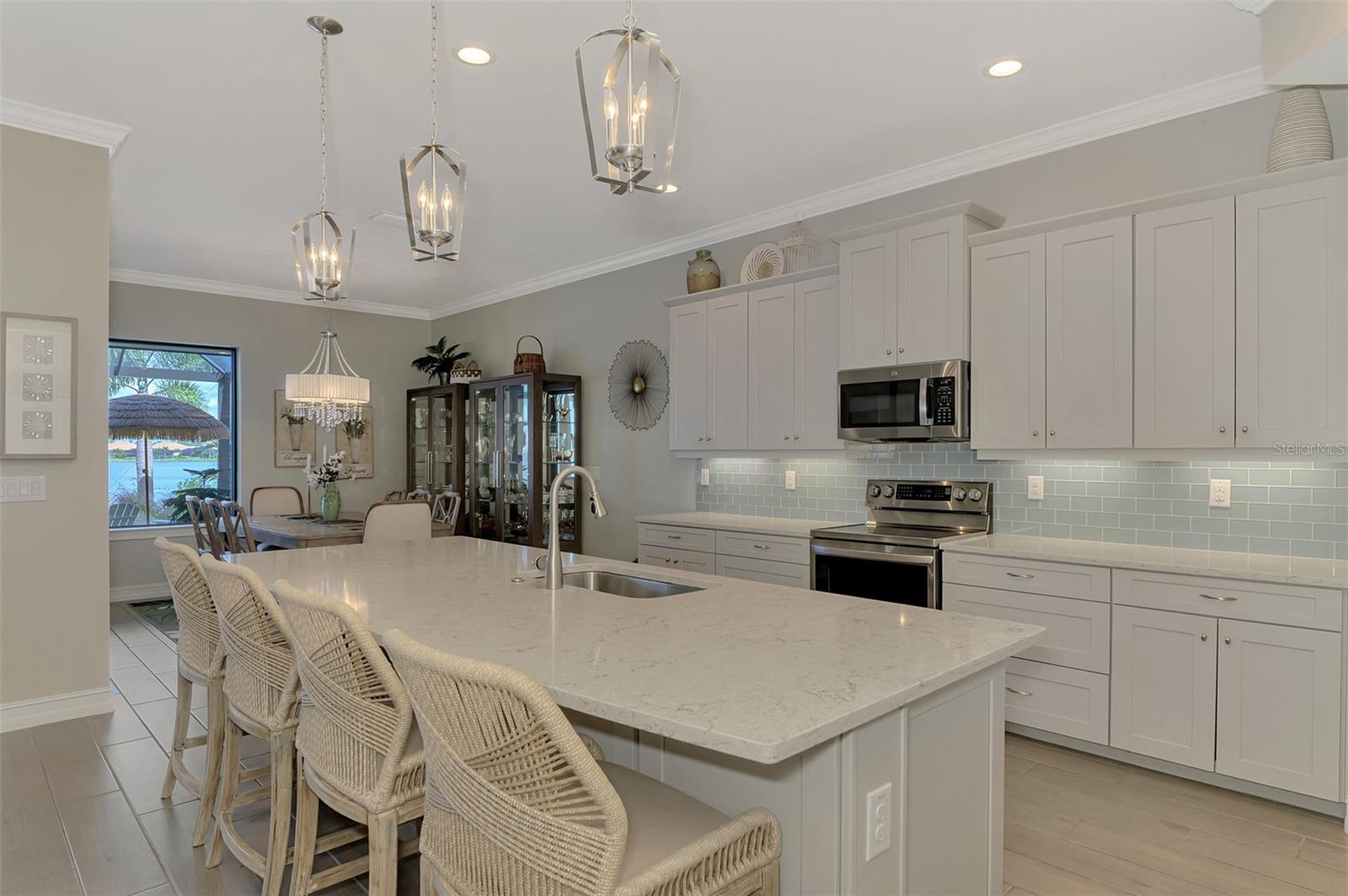 Image 21 of 99 For 259 Toscavilla Boulevard