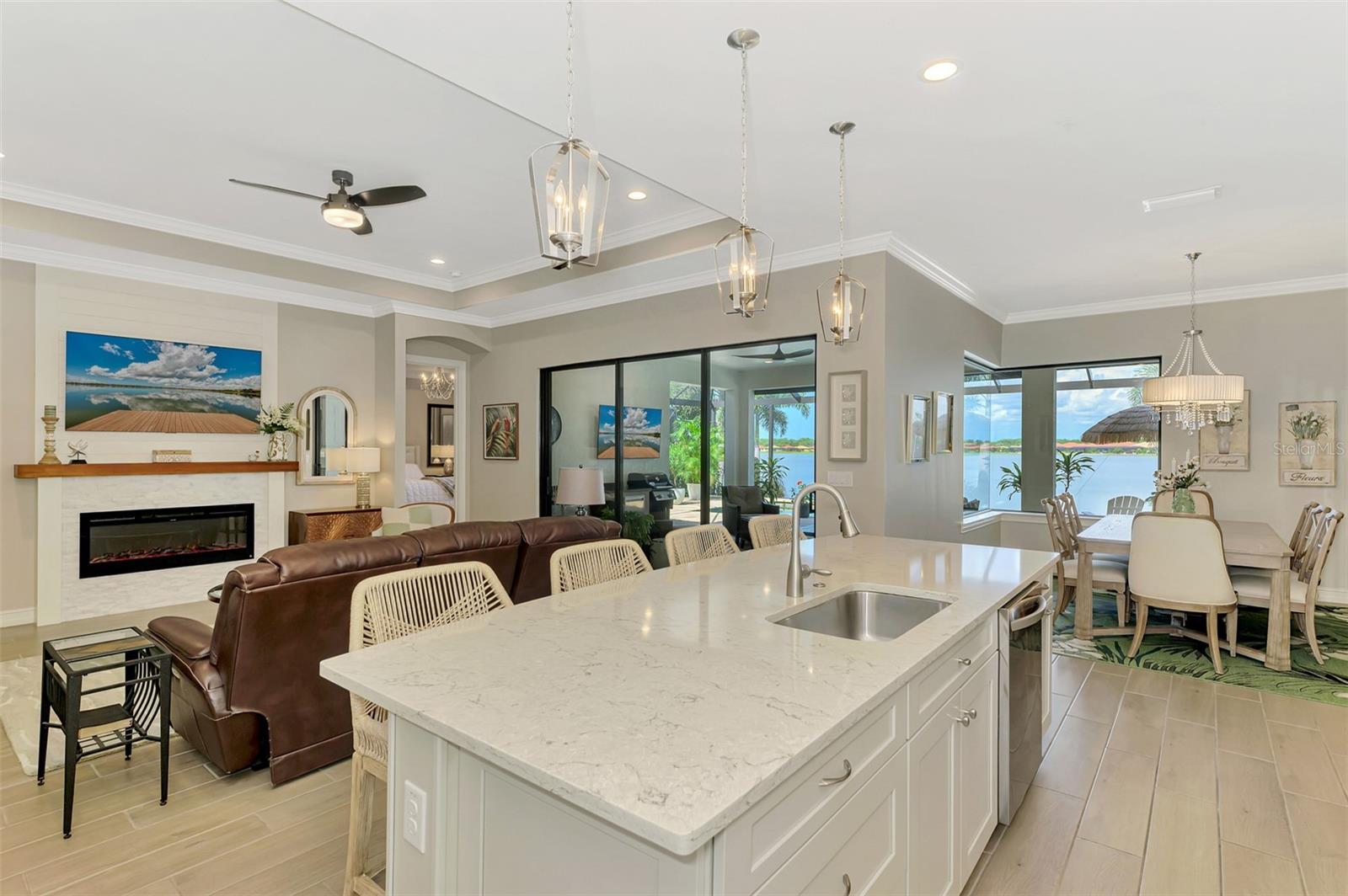 Image 28 of 99 For 259 Toscavilla Boulevard