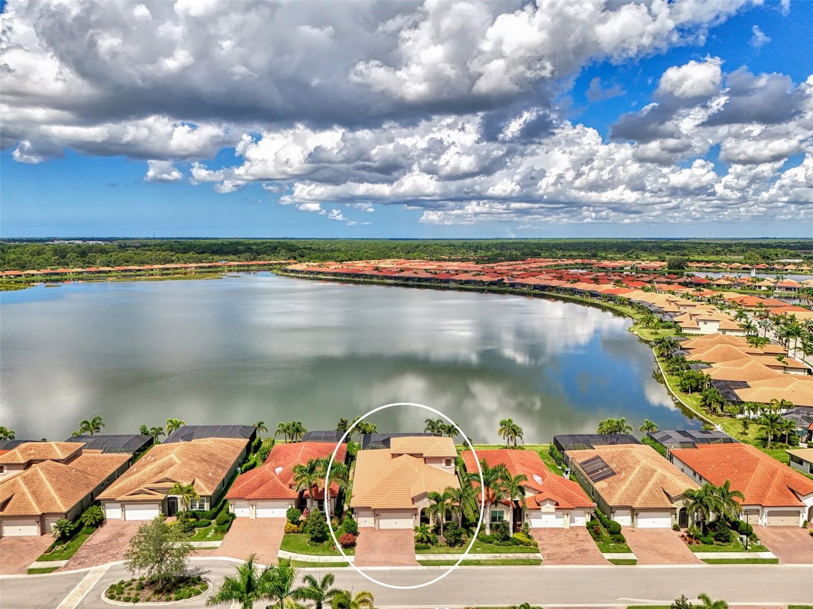 Image 3 of 99 For 259 Toscavilla Boulevard