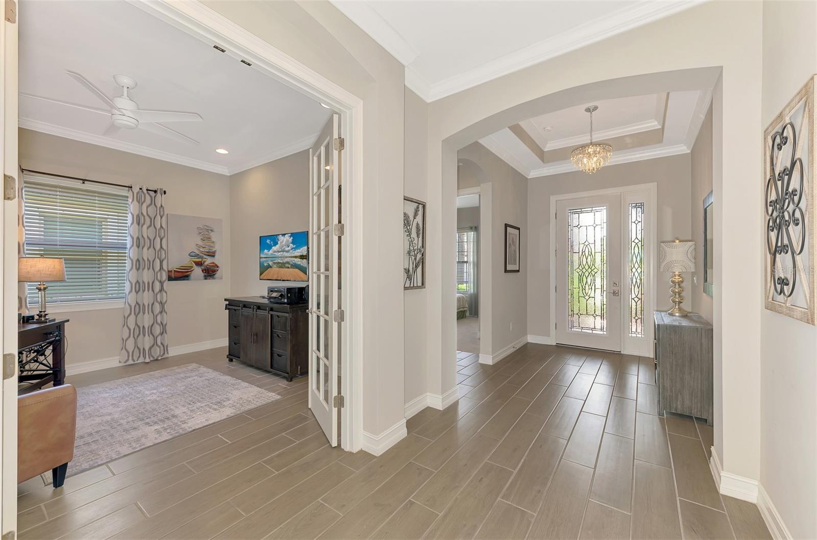 Image 9 of 99 For 259 Toscavilla Boulevard