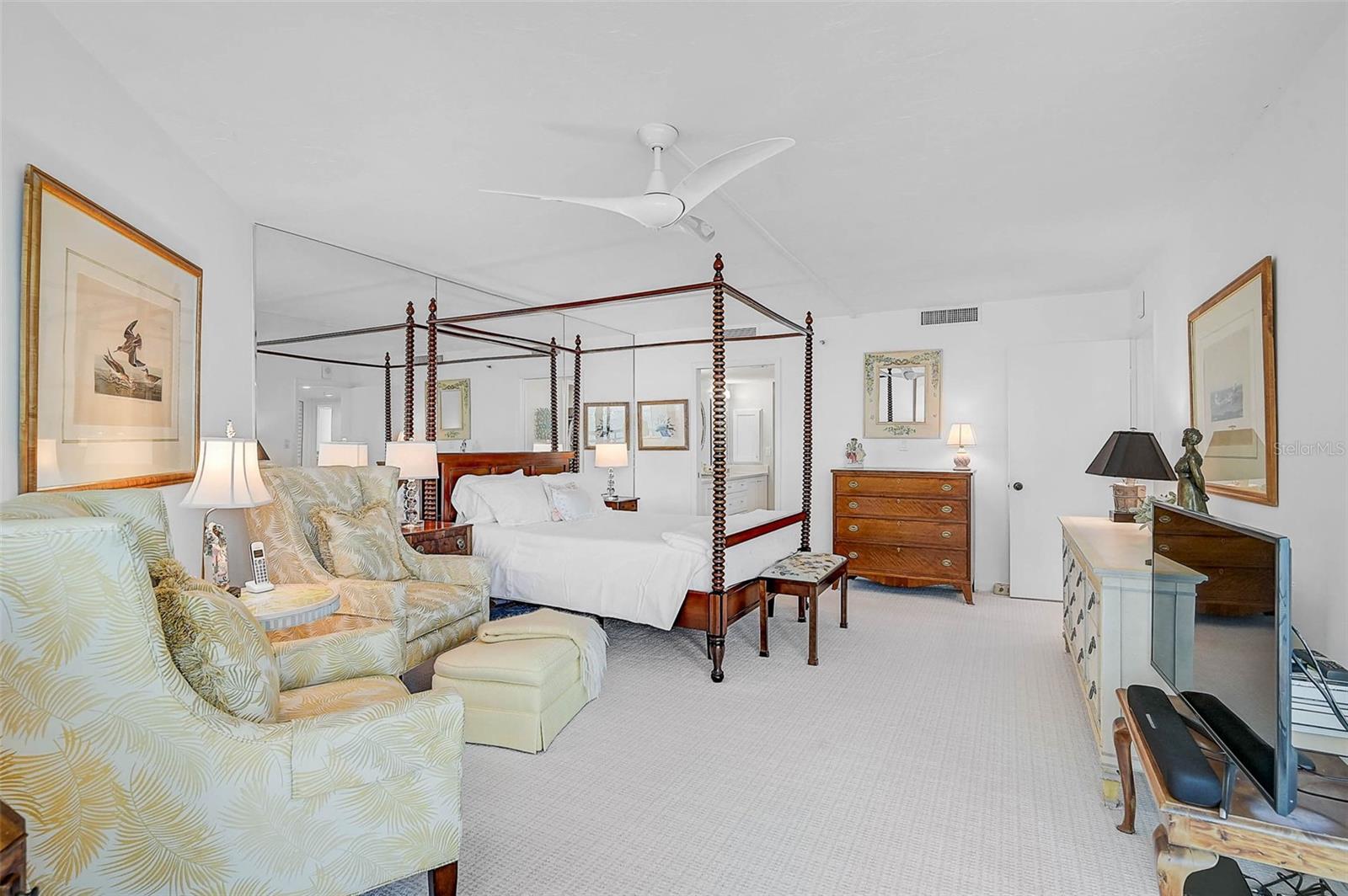 Image 16 of 58 For 888 Blvd Of The Arts  1704