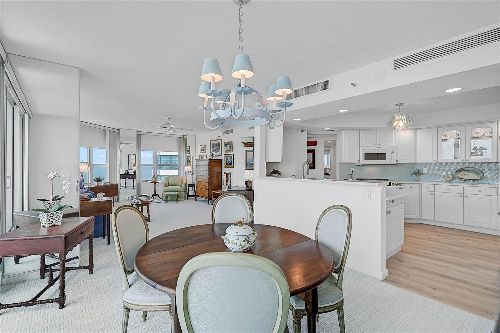 Image 28 of 58 For 888 Blvd Of The Arts  1704