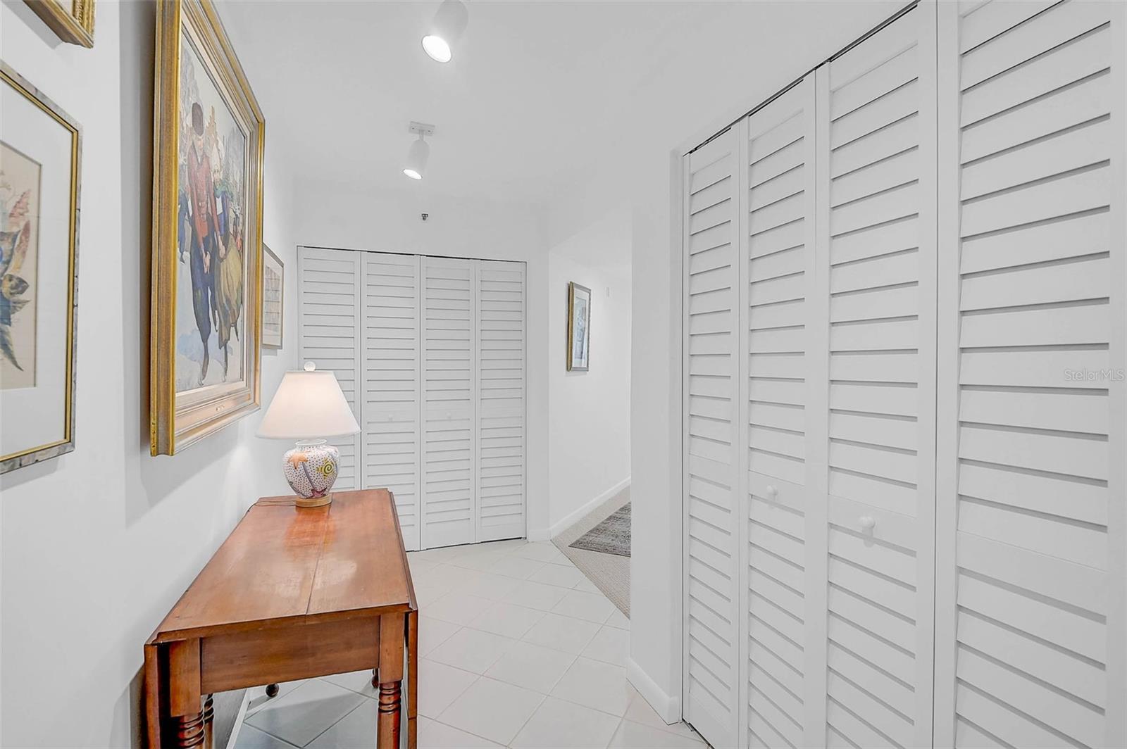 Image 33 of 58 For 888 Blvd Of The Arts  1704