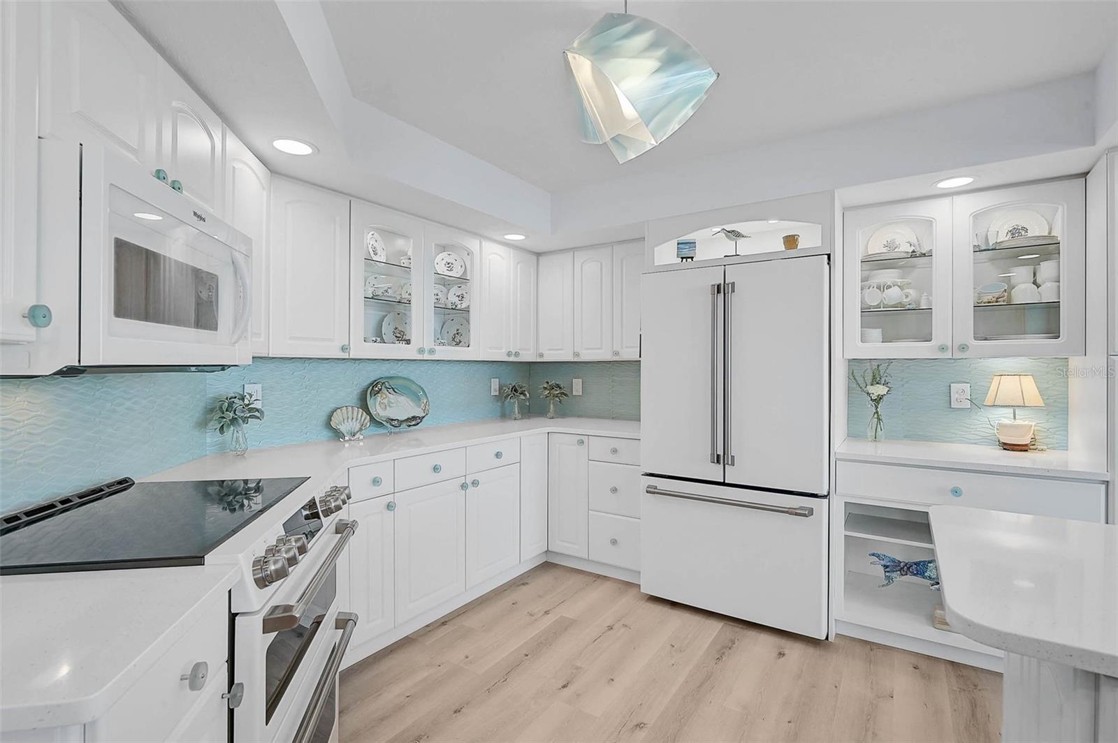 Image 4 of 58 For 888 Blvd Of The Arts  1704