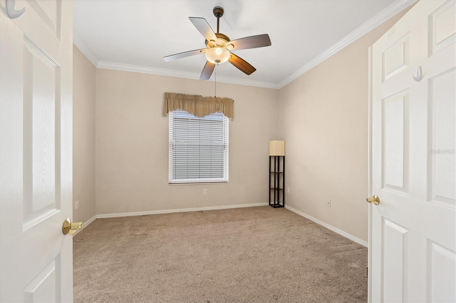 Listing photo id 29 for 3624 Summerwind Circle