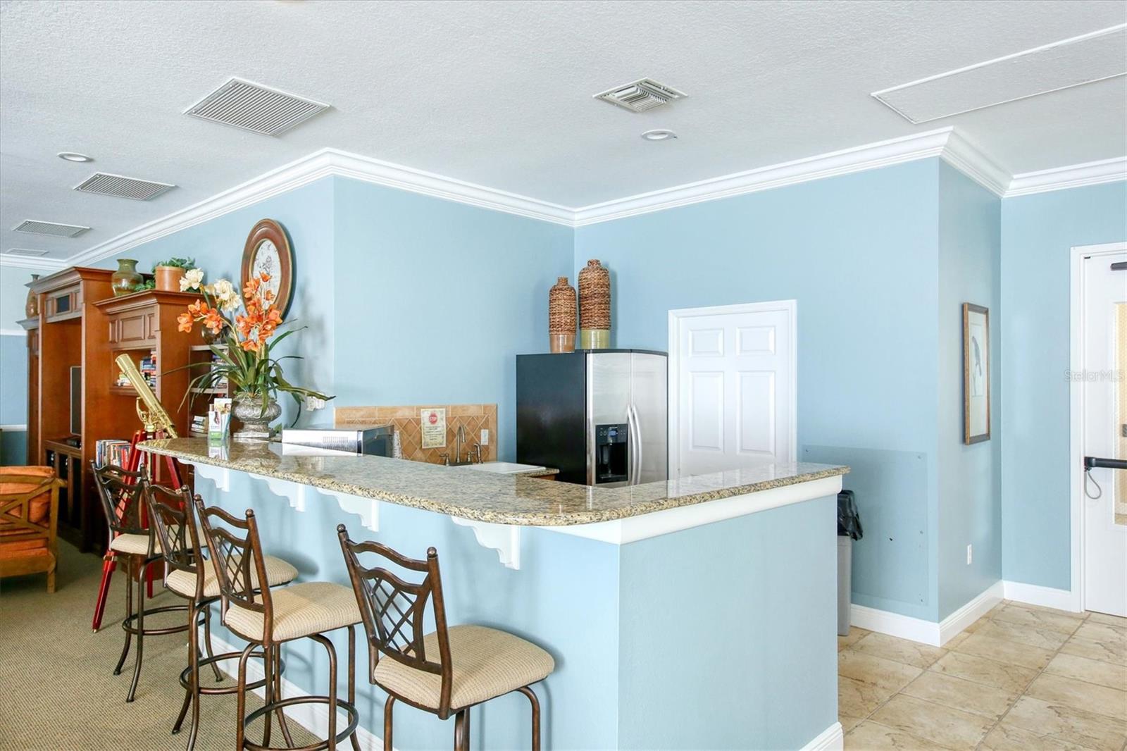 Listing photo id 51 for 3624 Summerwind Circle