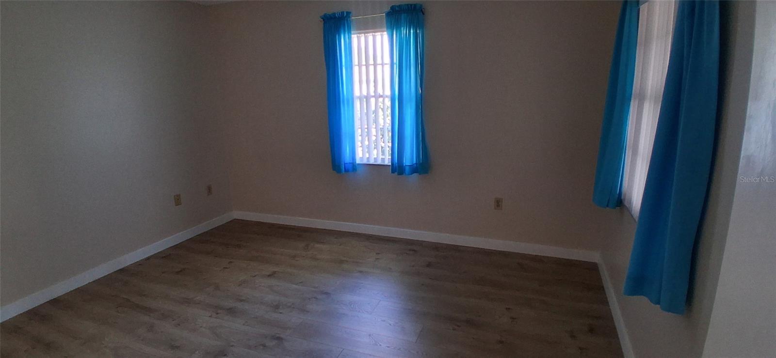 Image 22 of 23 For 441 Rubens Drive E